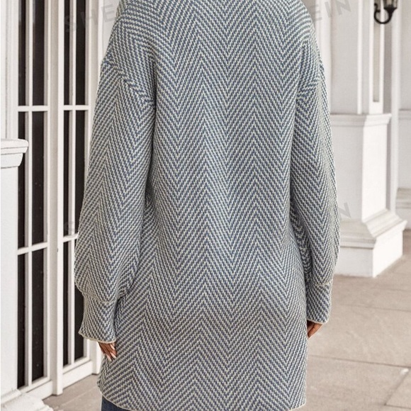 Beautiful NWT Chevron weave Aquamarine Sweater - Picture 5 of 7